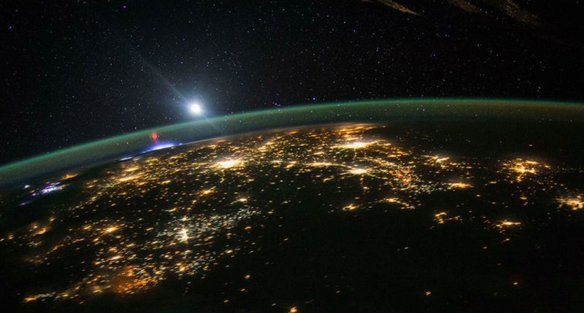 У NASA зробили надчіткий знімок Землі з космосу