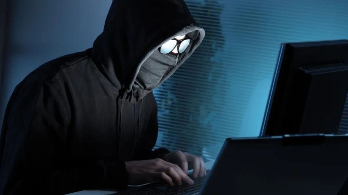 Псевдоработники банка обманули жителя Бердянска на 8 500 гривен