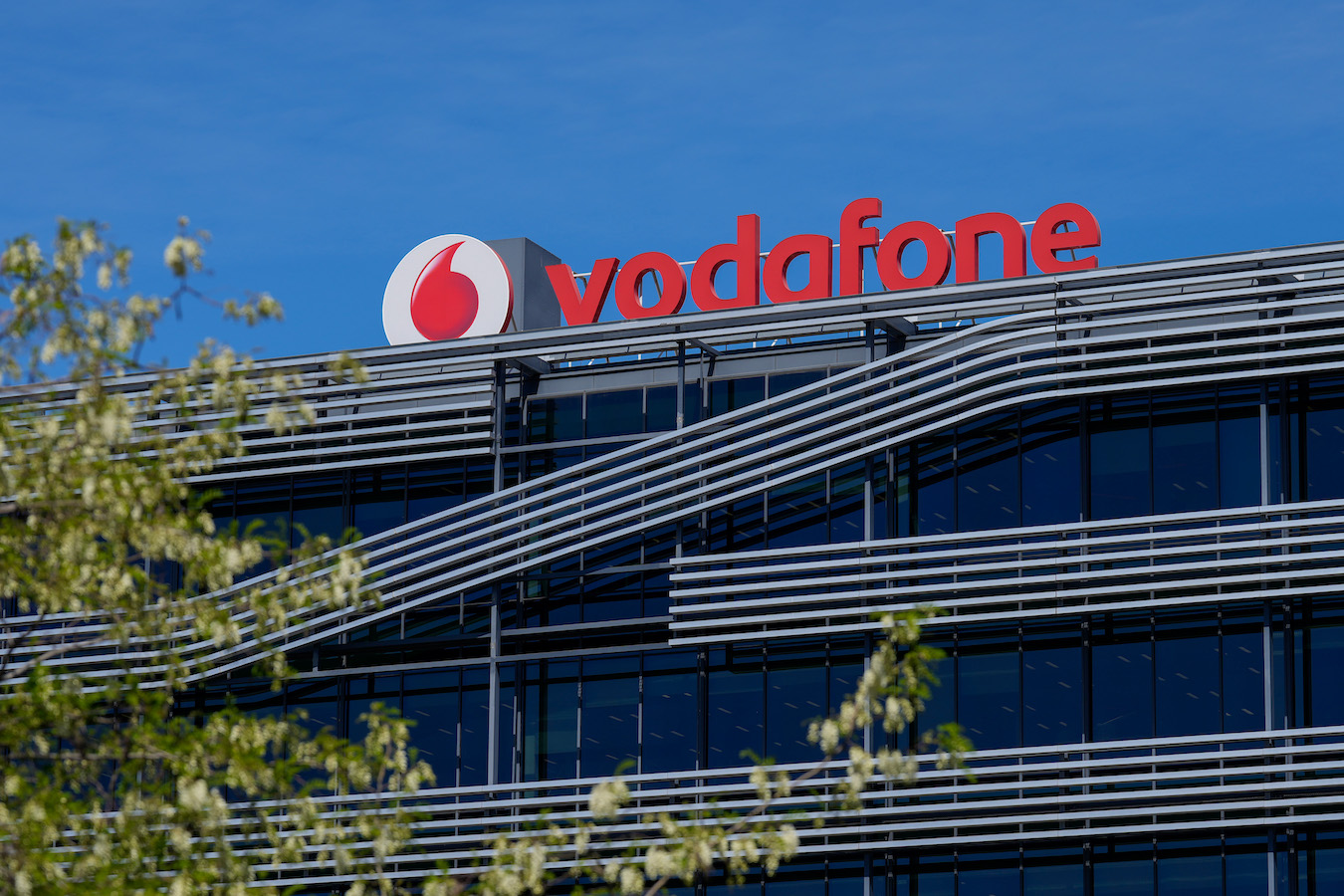 “Vodafone Україна” і “Астеліт” запускають мережу 3G в Харкові, конверсія для “Київстару” поки не завершена