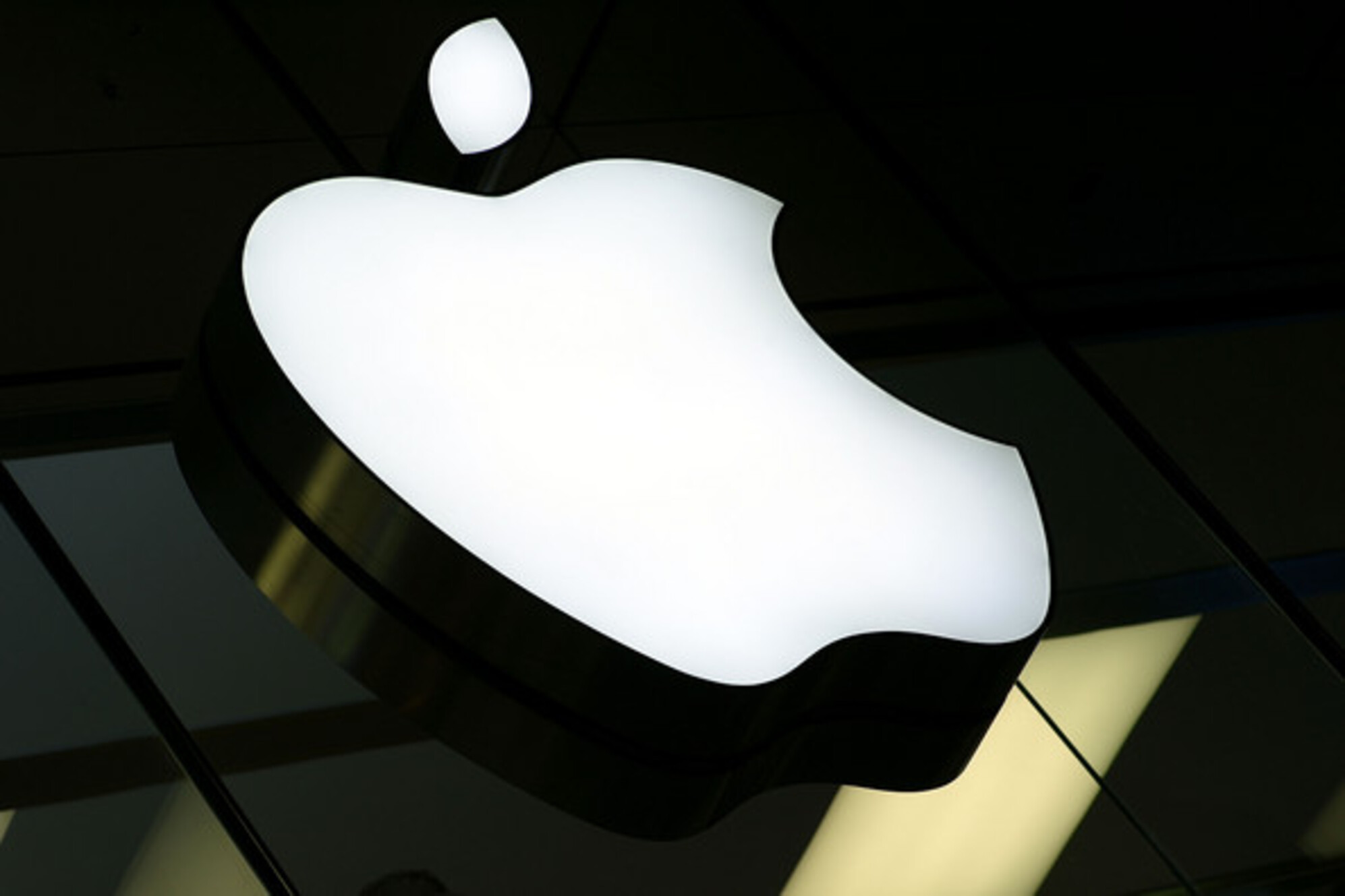 Apple виплатила $25 млн в рамках угоди щодо сімейного доступу App Store