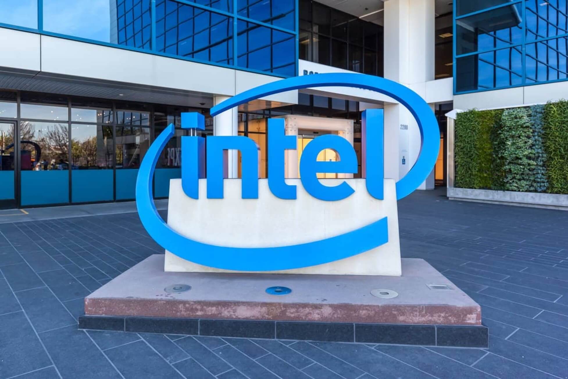 Intel готується до відокремлення підрозділів Mobileye та Altera