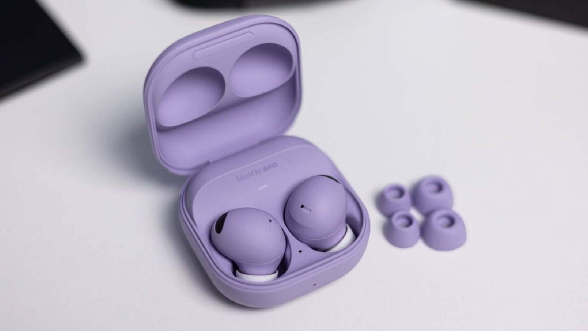 Samsung готується до випуску навушників Galaxy Buds 3 Pro