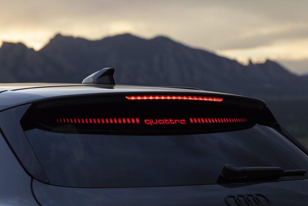 Заднє світло Audi SQ5